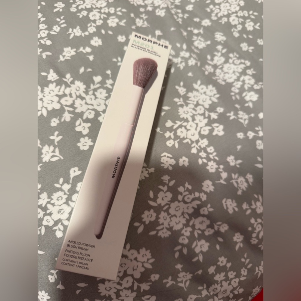 Morphe blush brush